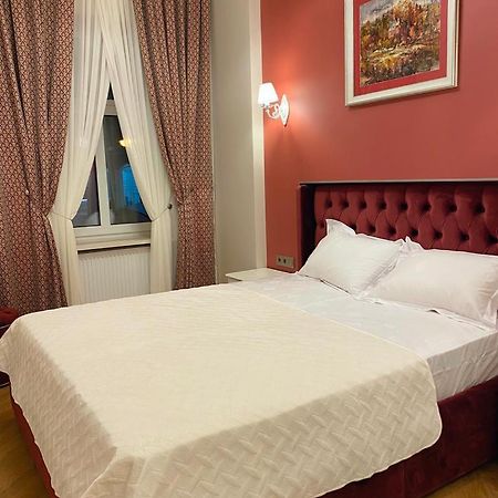 Grand de Luxe Residence Lviv Extérieur photo